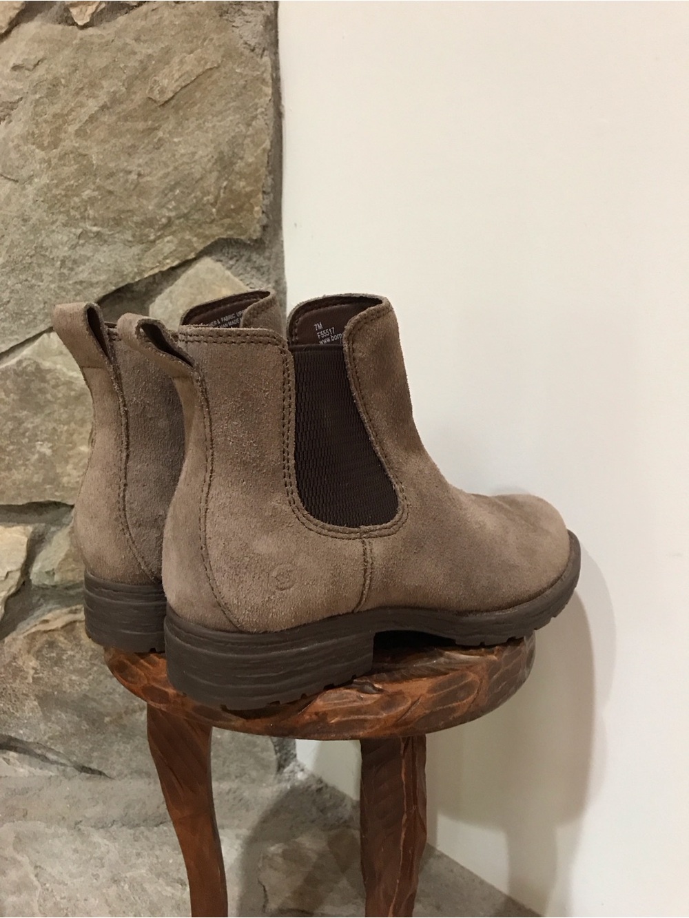 Born Cove Waterproof Chelsea Boots (7M) - Picture 6 of 13